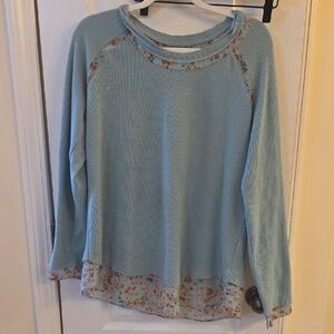 Cactus + Pearl Light Mint Waffle Knit Top with Floral Trim Size Large